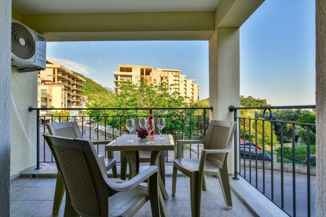 Apartmani Marina Kopitovic Petrovac na moru Exterior foto