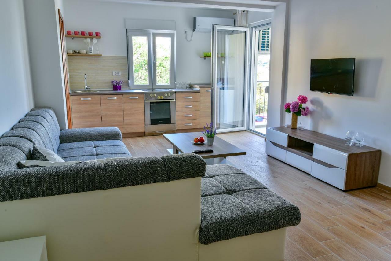Apartmani Marina Kopitovic Petrovac na moru Exterior foto