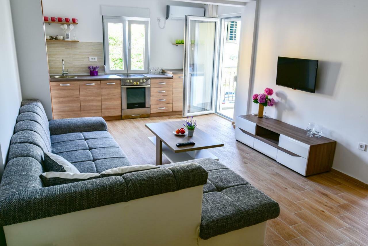 Apartmani Marina Kopitovic Petrovac na moru Exterior foto