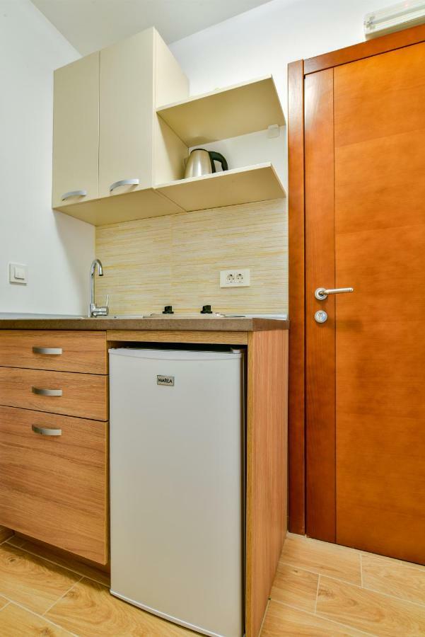 Apartmani Marina Kopitovic Petrovac na moru Exterior foto