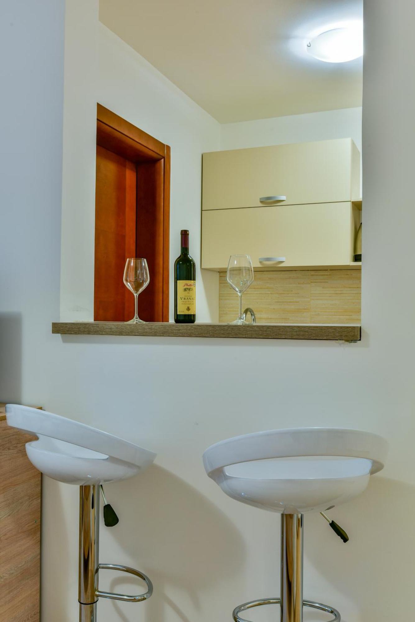 Apartmani Marina Kopitovic Petrovac na moru Exterior foto